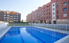 Apartamento Italia piscina aire acondicionado terraza y vistas montaña ideal para mascotas